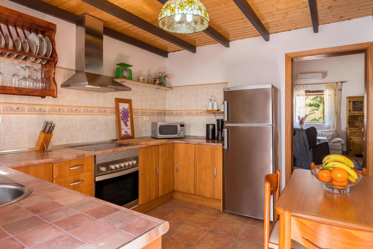 Вилла Casa La Huertecilla Ла-Сорруэда Экстерьер фото