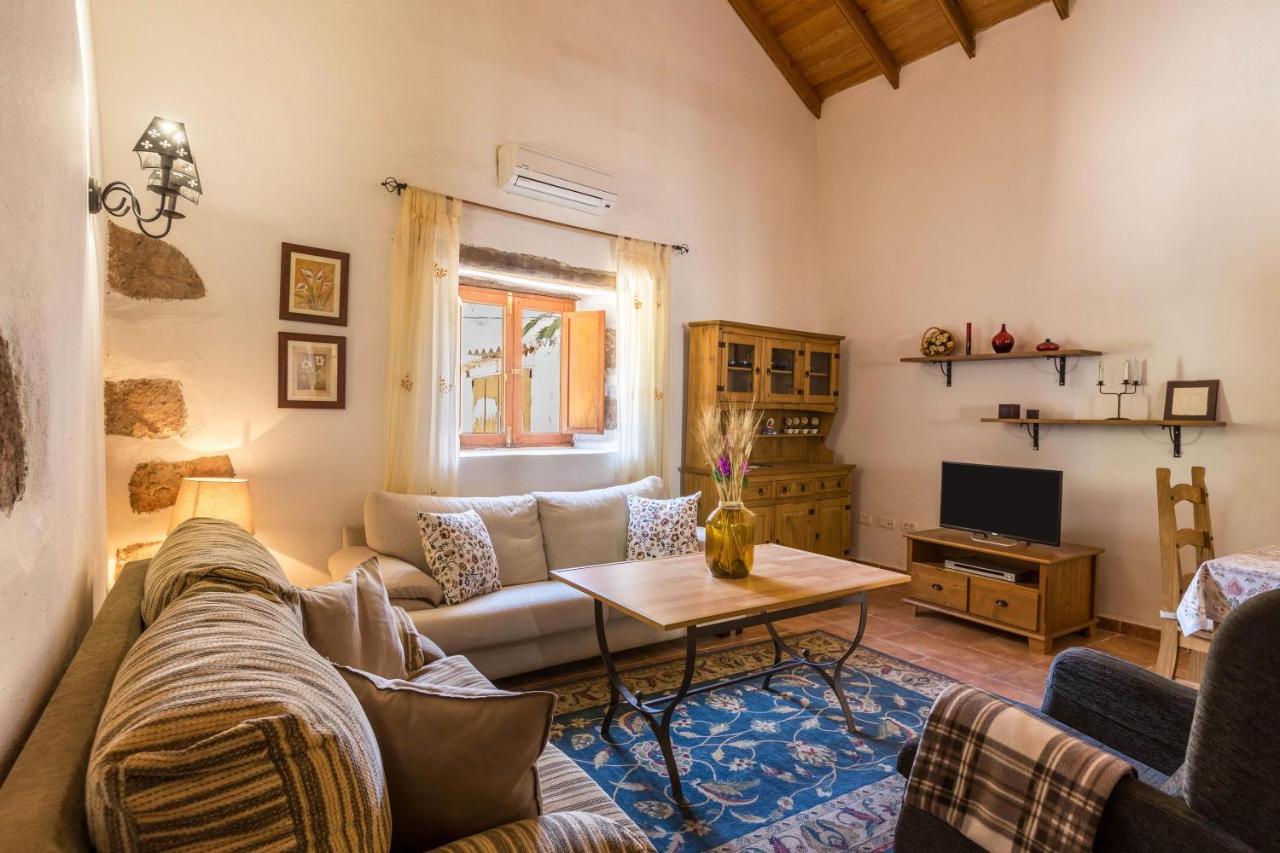 Вилла Casa La Huertecilla Ла-Сорруэда Экстерьер фото